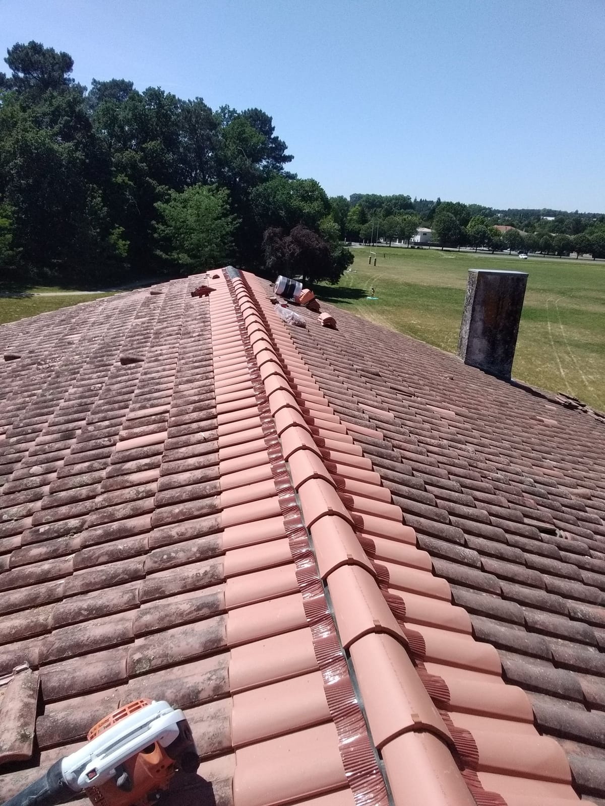 Rénovation de toiture — détail technique du chantier à Gazinet (Cestas) par Couvzinguerie