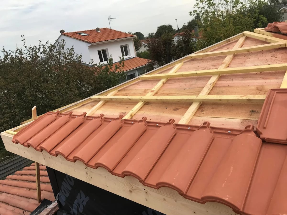 Rénovation de toiture — chantier Cadaujac — chantier réalisé par Couvzinguerie, couvreur en Gironde