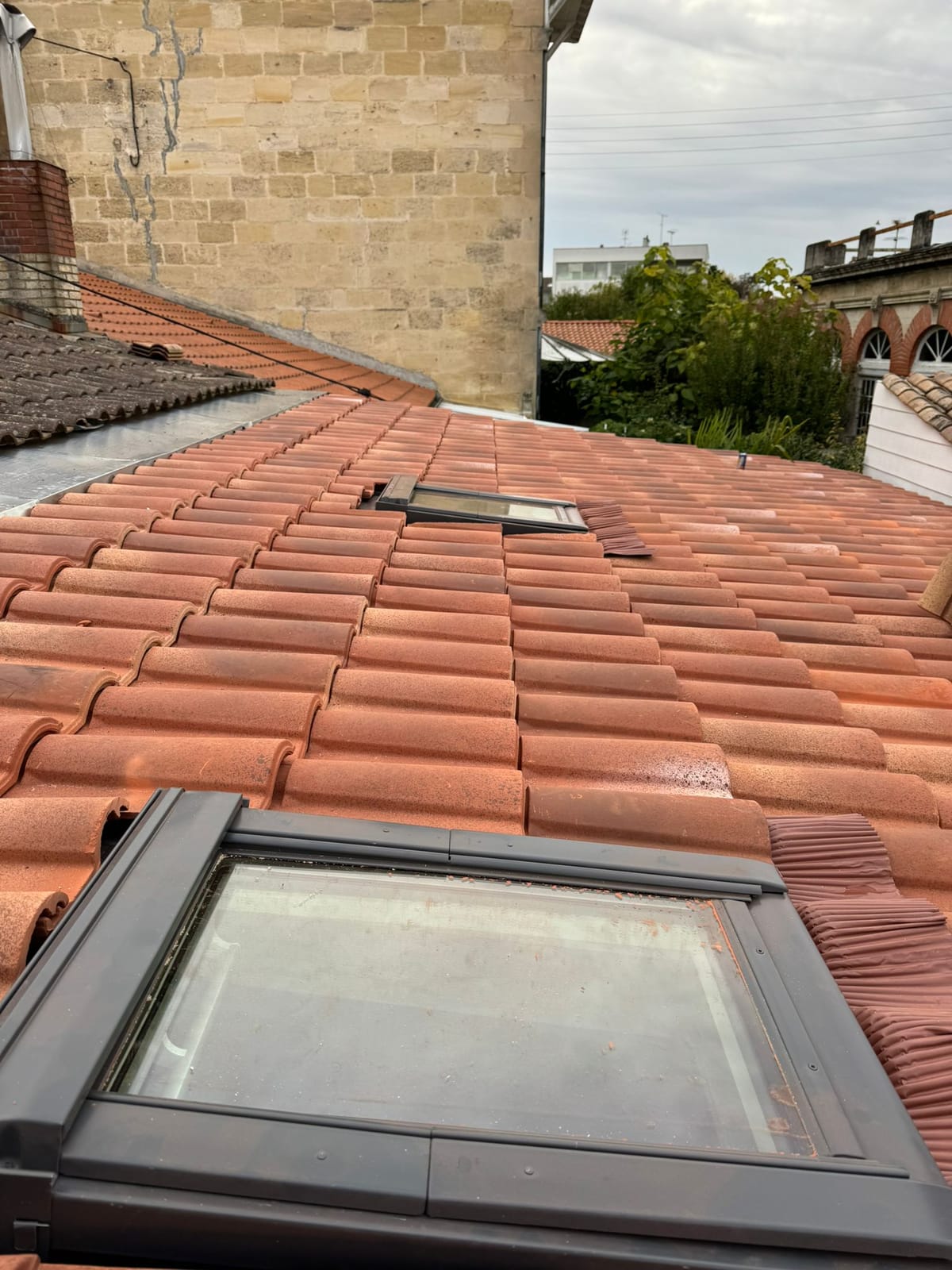 Remplacement complet de toiture — Mérignac — chantier réalisé par Couvzinguerie, couvreur en Gironde