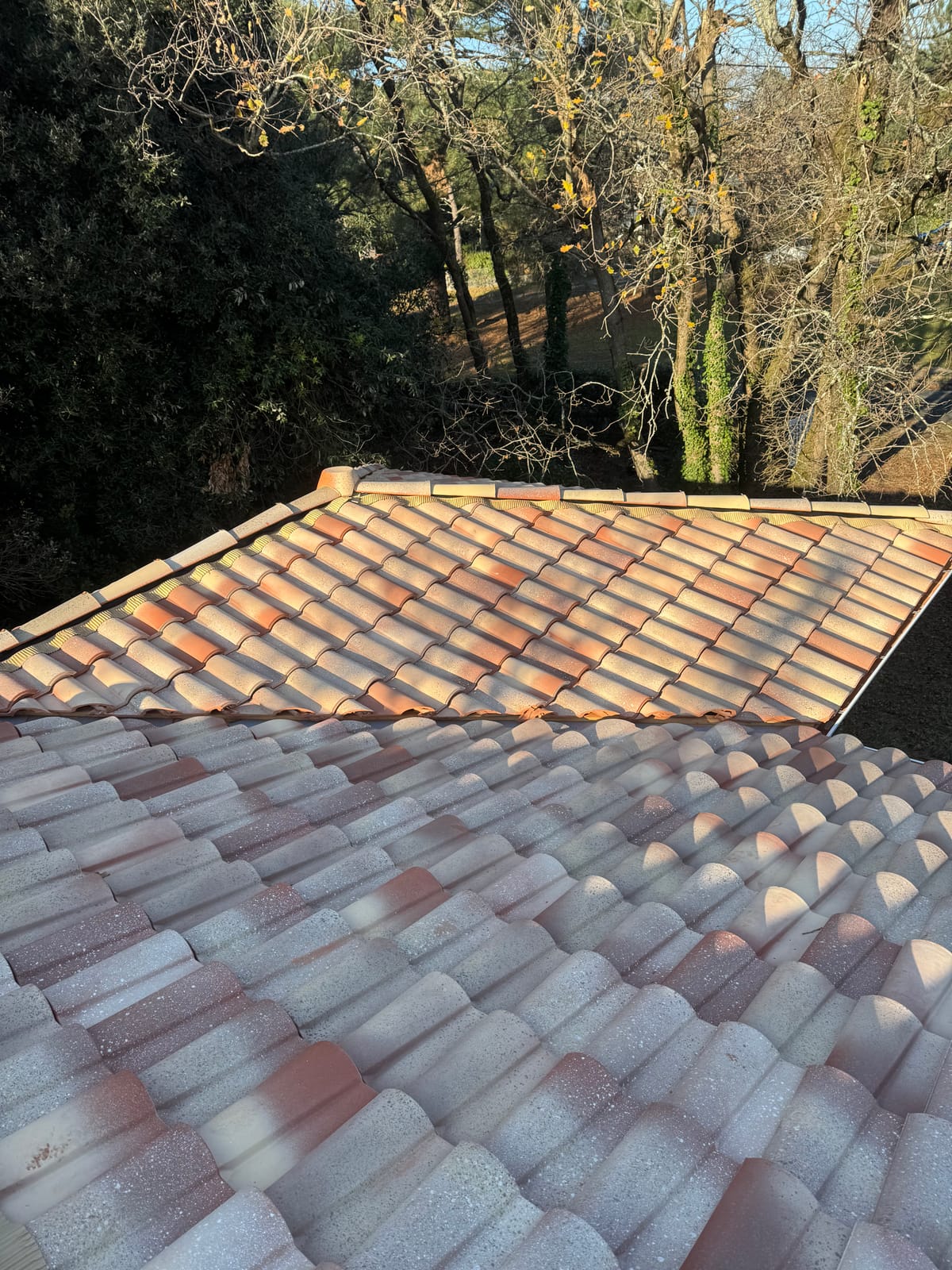 Pose de toiture neuve — détail technique du chantier au Monteil (Pessac) par Couvzinguerie